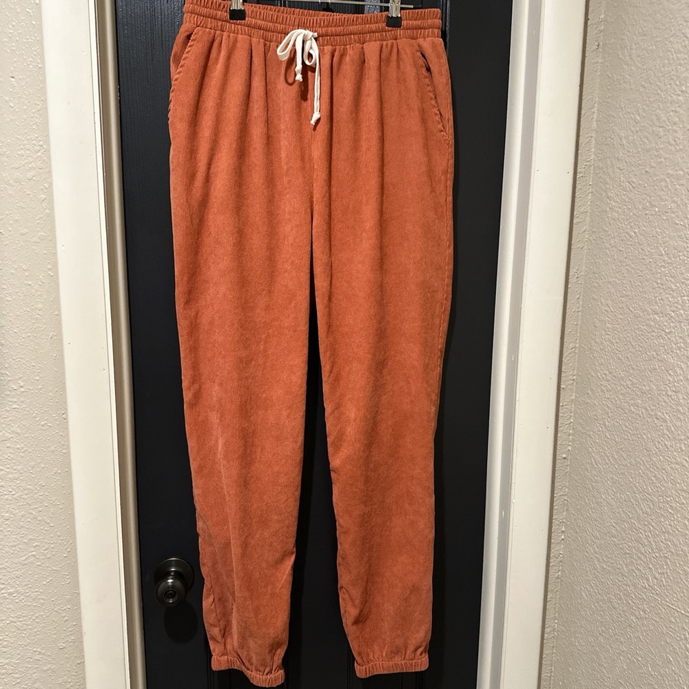 Wishlist Corduroy Joggers. Lightweight, pockets. Large